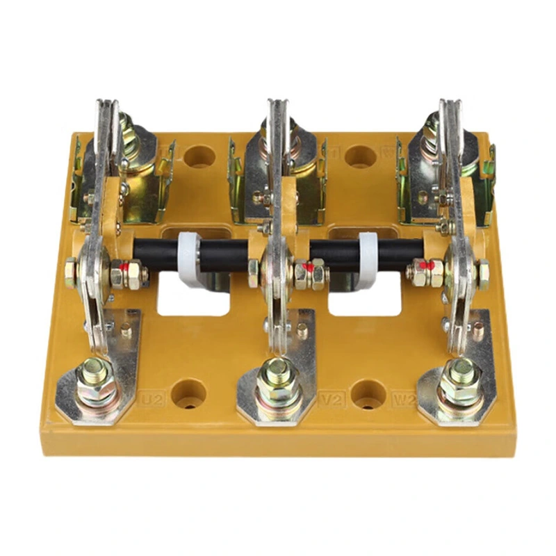 Електрически шкаф 800 ампера 3 фазен прекъсвач